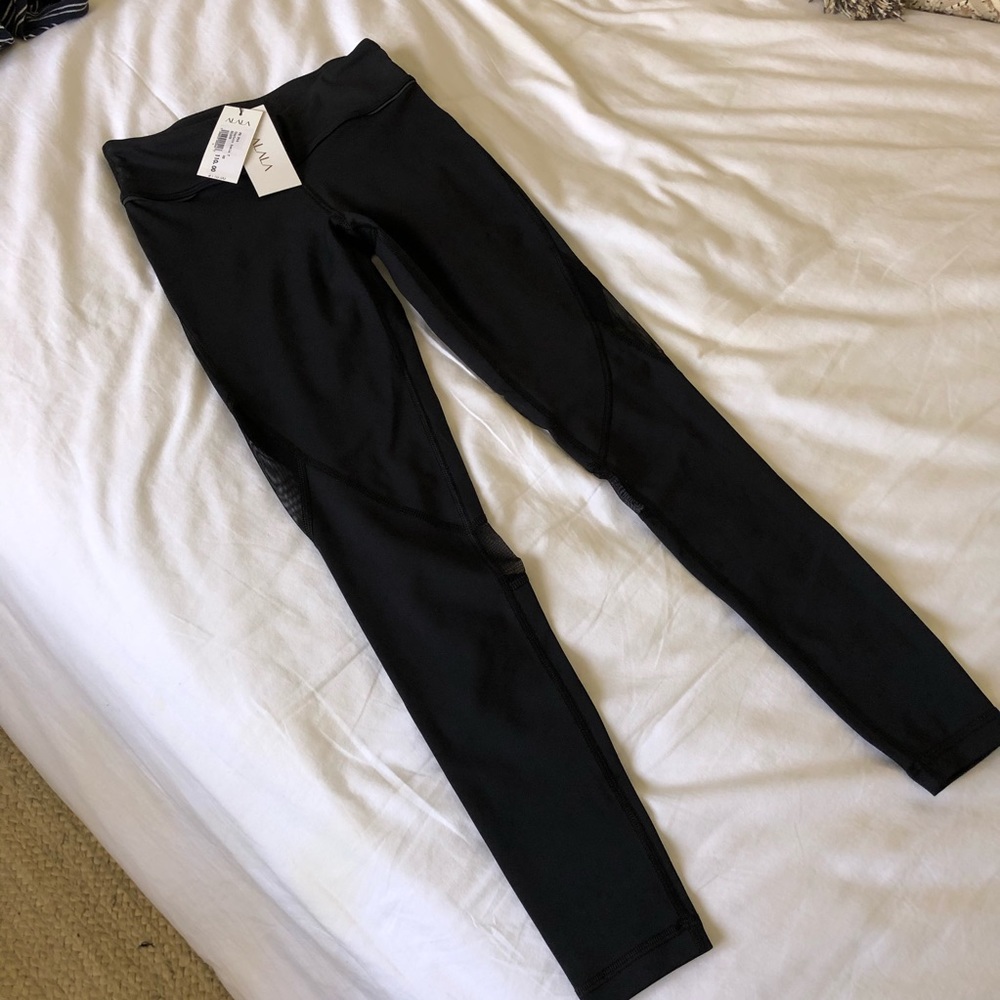 Alala leggings